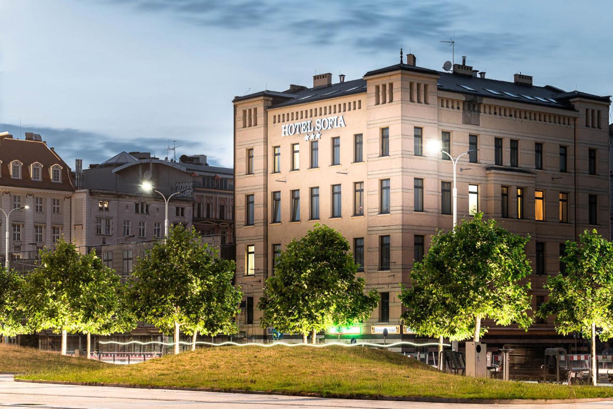 Hotel Sofia By The Railway Station فروتسواف الغرفة الصورة